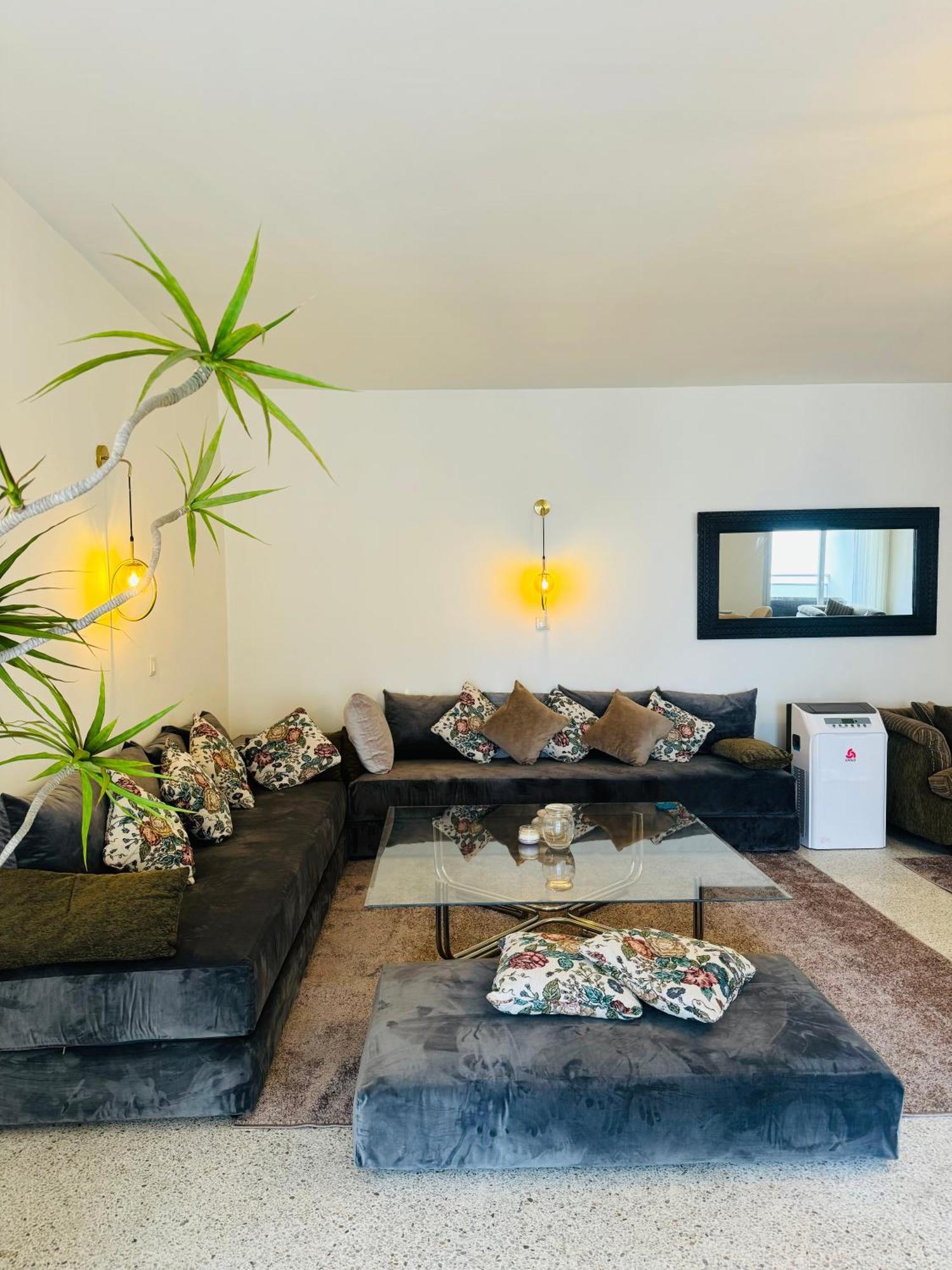 Appartement Spacieux - Bd Anfa Казабланка Екстериор снимка