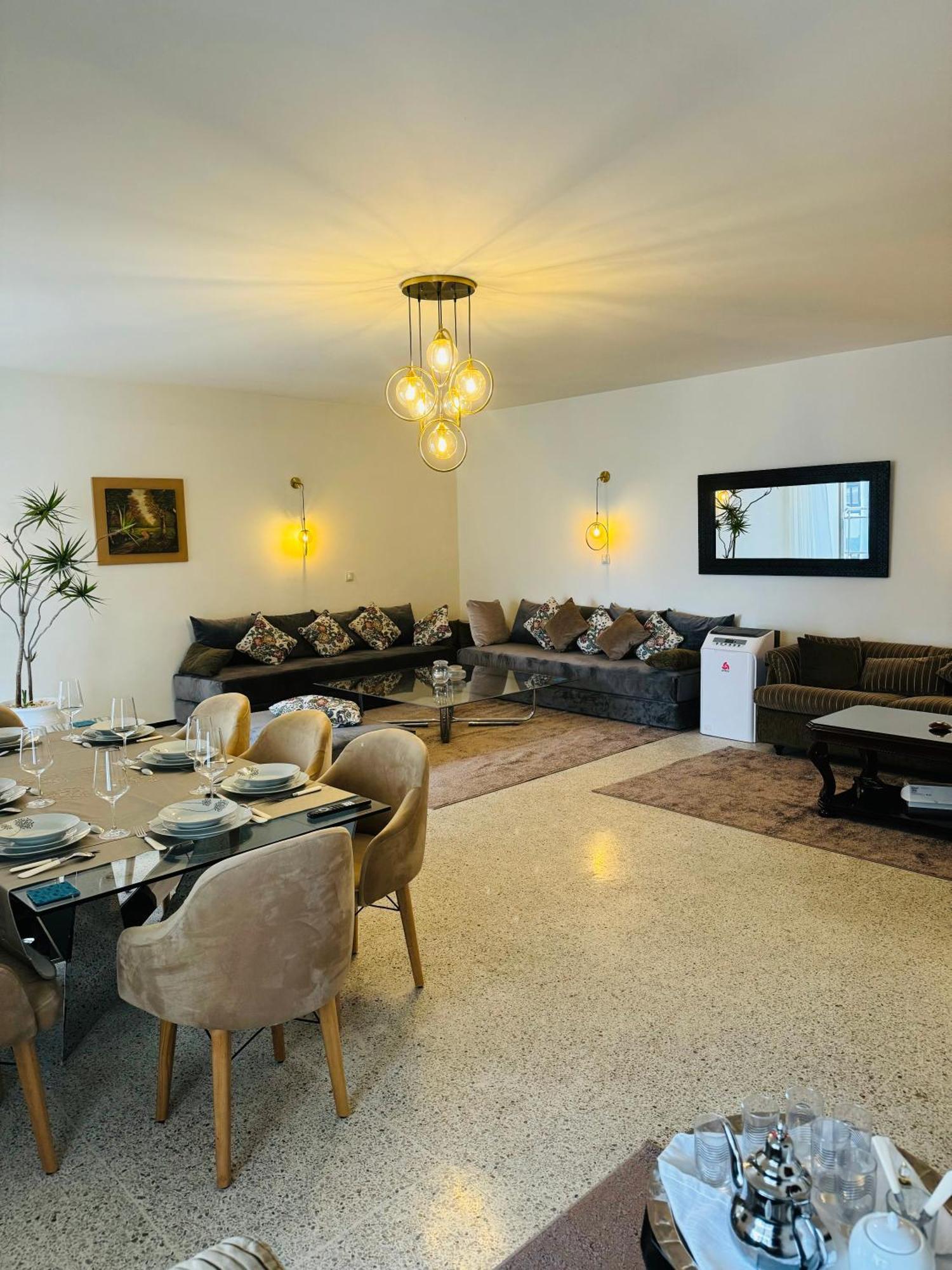 Appartement Spacieux - Bd Anfa Казабланка Екстериор снимка